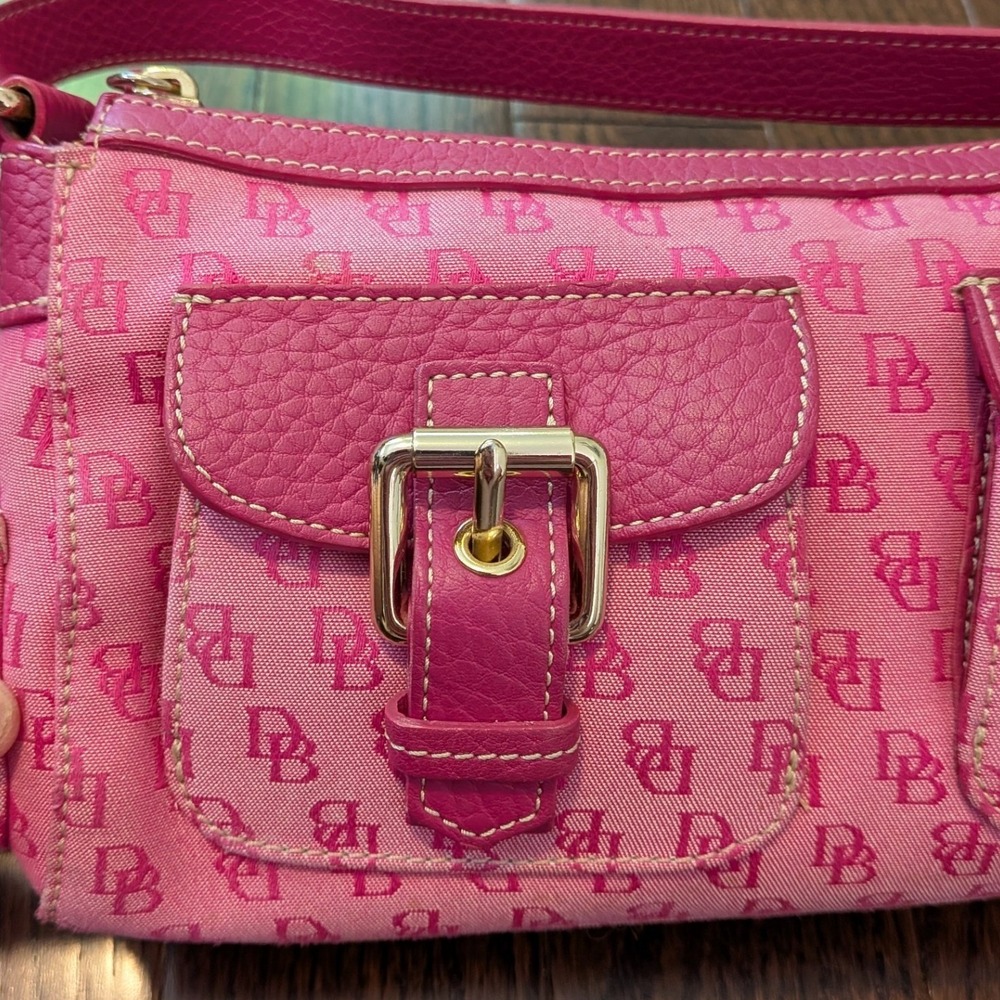 Vintage Dooney & Bourke Pink Y2K DB Monogram Canvas Leather Buckle Shoulder Bag - Picture 7 of 16